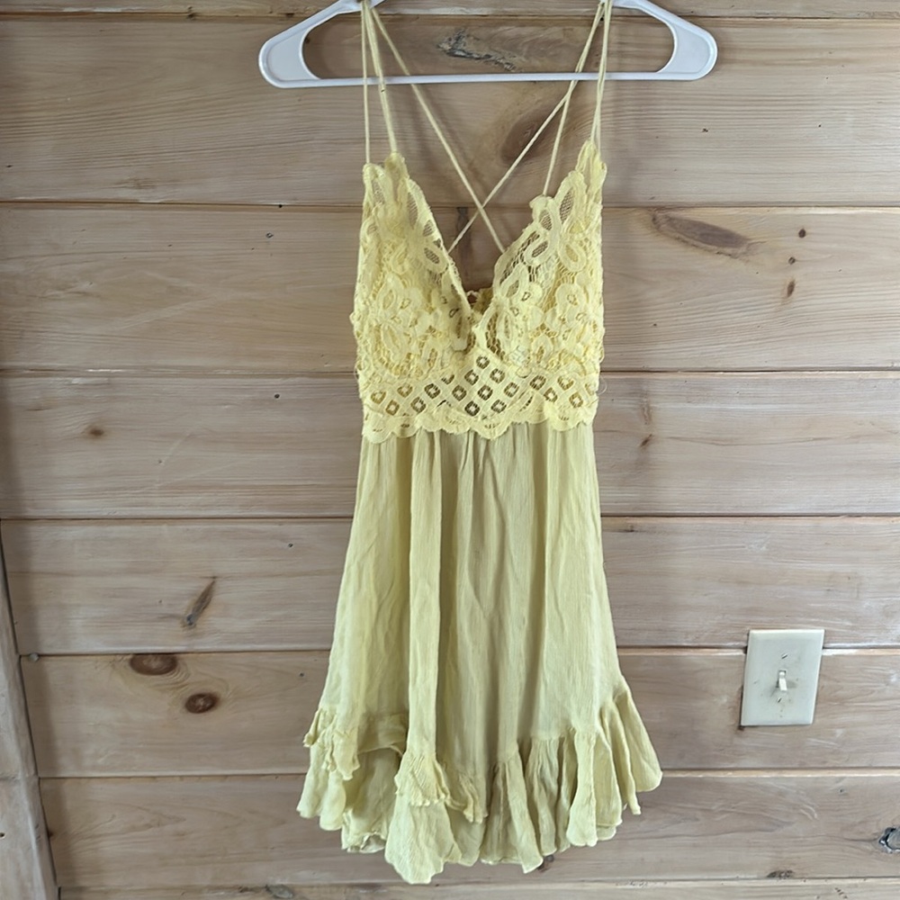 Free People  Adella Crochet Lace Ruffle Slip Mini Dress Size m new - Picture 4 of 5